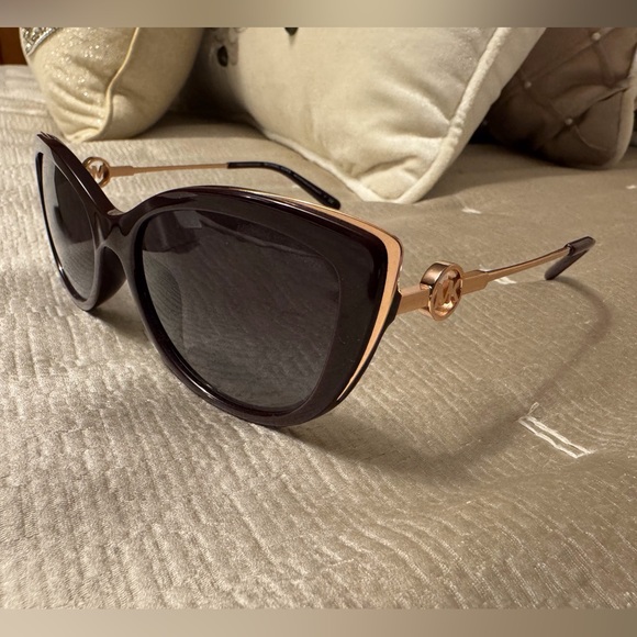 Michael Kors South Hampton Sunglasses - Picture 7 of 8